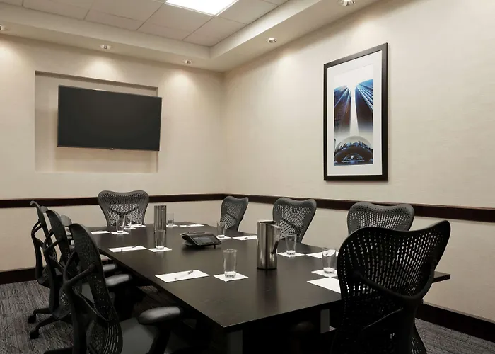 Hampton Inn & Suites Rosemont Chicago O'Hare